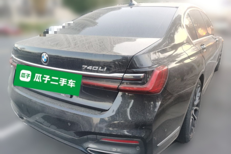 宝马7系 2019款 改款 740Li 尊享型 M运动套装车身外观6005