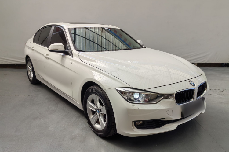 宝马3系 2014款 320i 时尚型车身外观6001