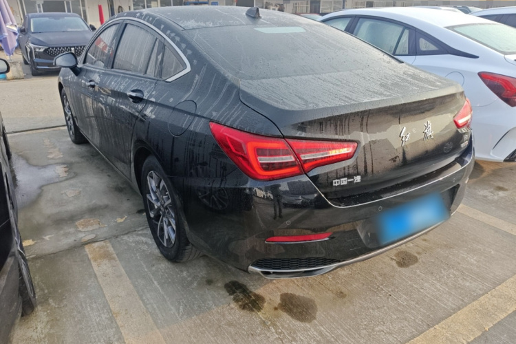 红旗H5 2022款 经典款 1.5T DCT旗悦版车身外观6003