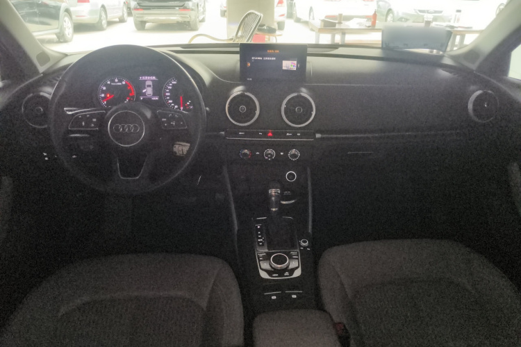 奥迪A3 2020款 Sportback 35 TFSI 时尚型 国VI中控内饰7002