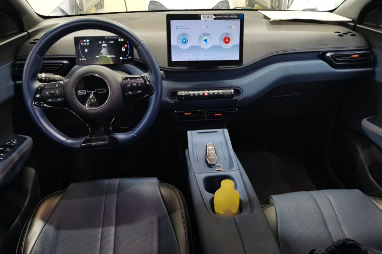 比亚迪 海鸥 2024款 荣耀版 305km 自由版中控内饰12