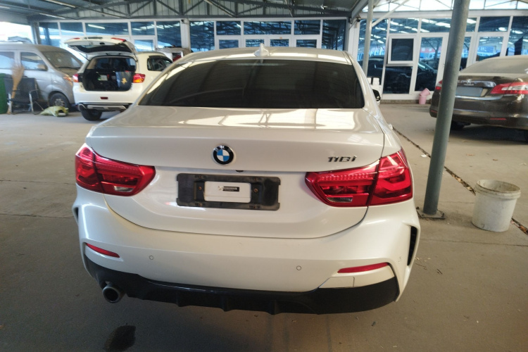 宝马1系 2019款 118i M运动套装车身外观6