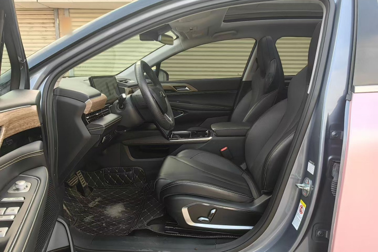 小鹏P5 2021款 460G+中控内饰7009