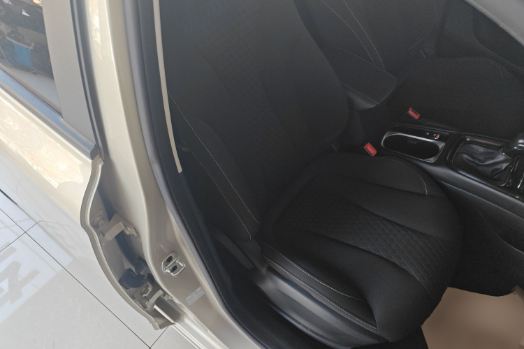 荣威i5 2020款 1.5L 自动4G互联领豪版局部细节41