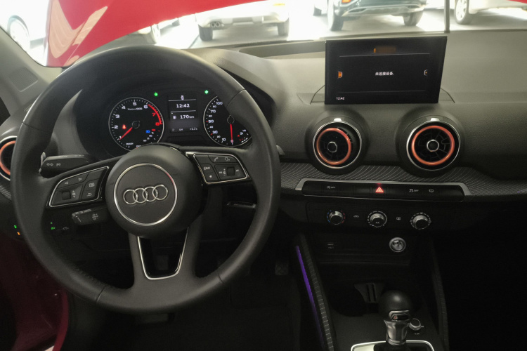 奥迪Q2L 2018款 35 TFSI 上市专享版 国VI中控内饰12