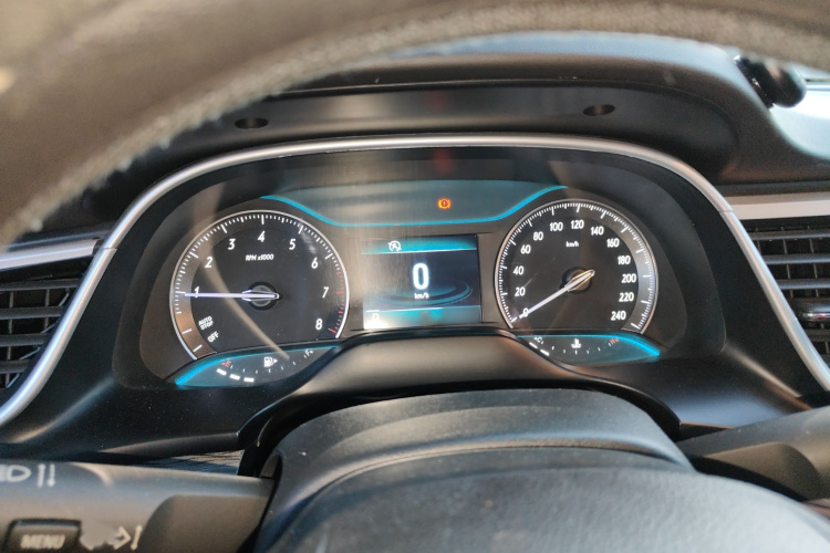 别克 英朗 2015款 15N 自动精英型局部细节14