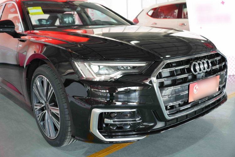 奥迪A6L 2025款 改款 45 TFSI quattro 臻选动感型车身外观6002