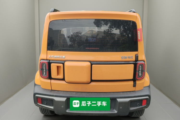 宝骏悦也 2023款 旗舰版车身外观6