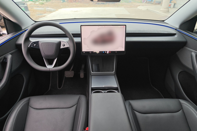 特斯拉 Model Y 2025款 后轮驱动 首发版中控内饰12