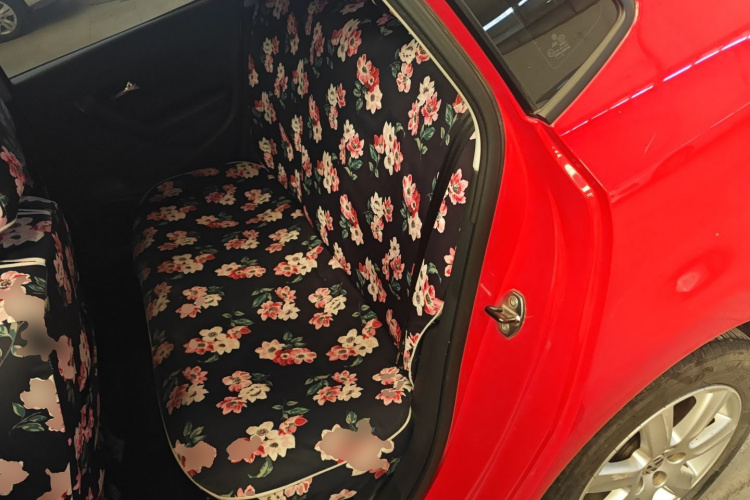 大众 Polo 2013款 1.4L 自动舒适版中控内饰7004