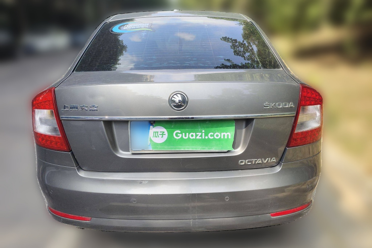 斯柯达 明锐 2014款 1.6L 自动逸俊版车身外观6004