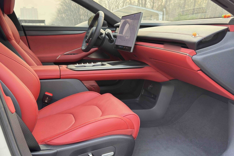 小米汽车 小米SU7 2024款 四驱Max创始版中控内饰7004