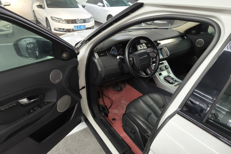 路虎 揽胜极光 2015款 2.0T 五门智耀版中控内饰20