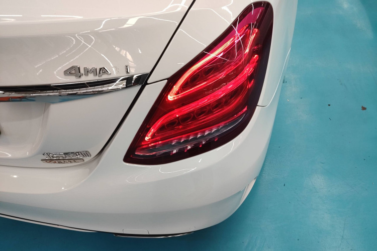 奔驰C级 2017款 改款 C 200 L 运动版车身外观6006