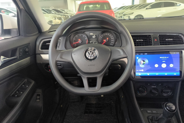 大众 朗逸 2018款 经典 1.5L 手动风尚版 国VI中控内饰13