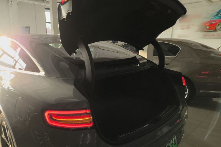 鸿蒙智行 智界S7 2024款 Max机舱底盘23