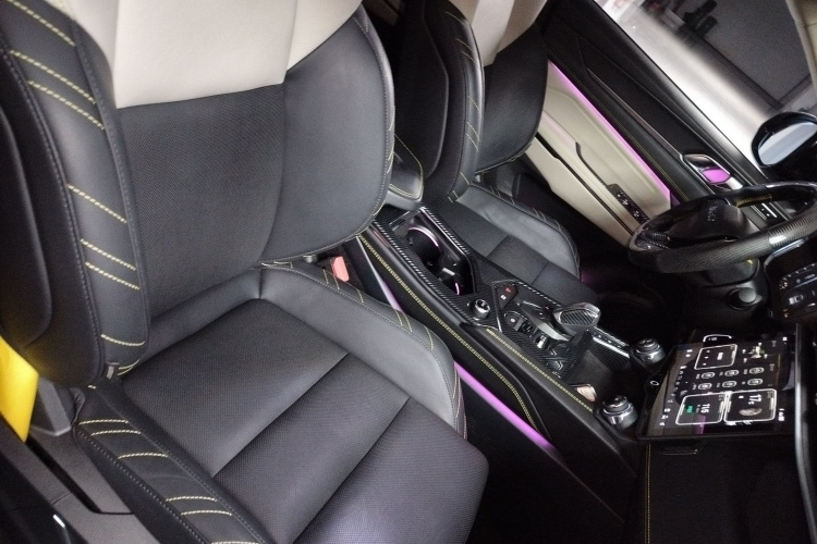 领克05 2020款 2.0TD 两驱耀Halo局部细节41