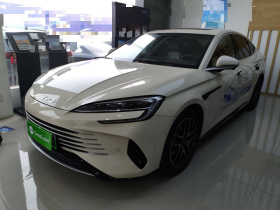 比亚迪 海豹07 DM-i 2025款 智驾版 DM-i 1.5L 125km 尊贵型