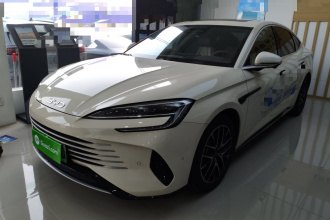 比亚迪 海豹07 DM-i 2025款 智驾版 DM-i 1.5L 125km 尊贵型