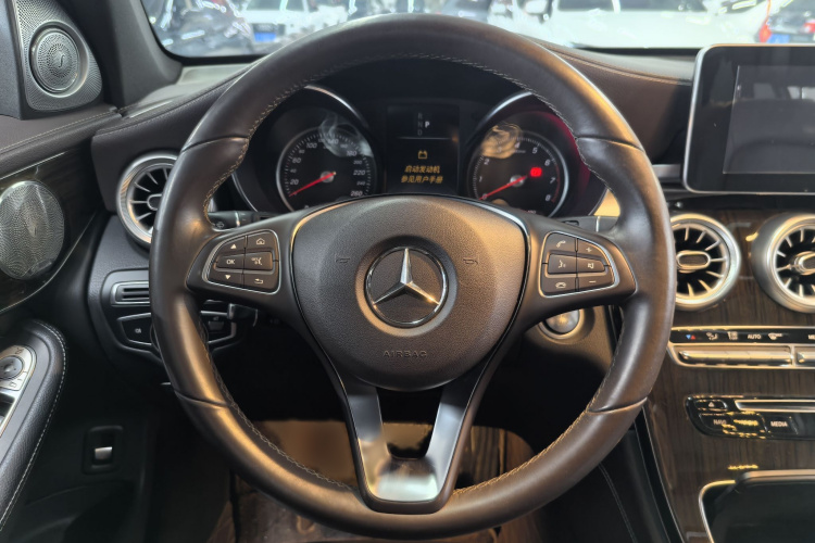 奔驰GLC 2019款 GLC 260 L 4MATIC 动感型局部细节13