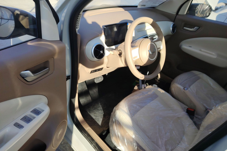 五菱汽车 宏光MINIEV 2025款 四门版 进阶款中控内饰20