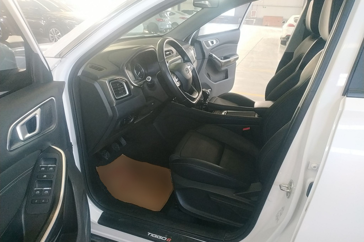 奇瑞 瑞虎8 2018款 1.5TCI 手动特供版 5座中控内饰20