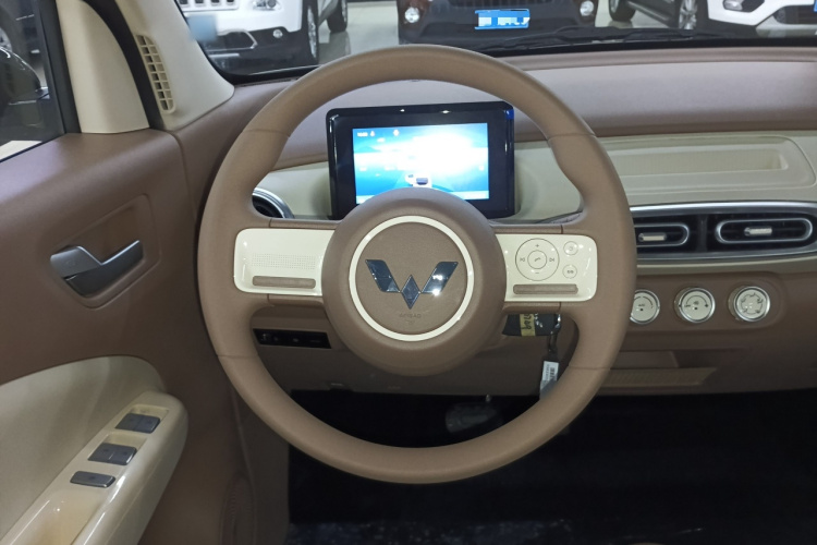 五菱汽车 宏光MINIEV 2025款 四门版 进阶款中控内饰13