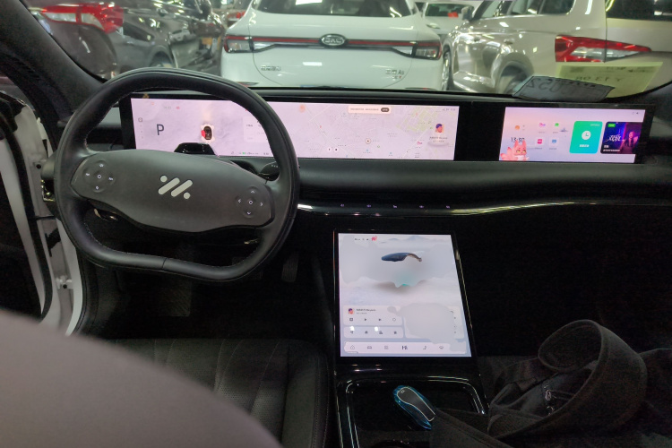 智己汽车 智己L7 2022款 Dynamic中控内饰12