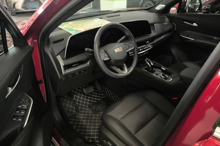 凯迪拉克XT4 2024款 28T 两驱豪华型中控内饰20