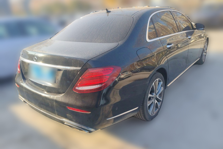 奔驰E级 2019款 改款 E 300 L 时尚型车身外观6005