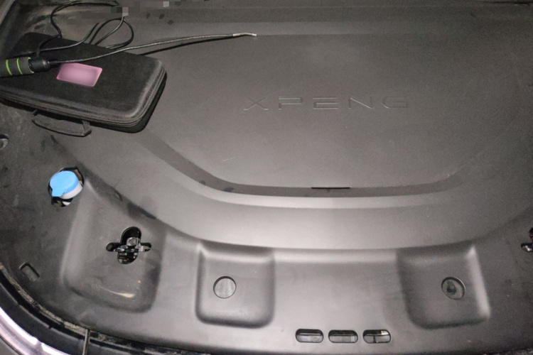 小鹏P7 2024款 P7i 550 Pro局部细节24