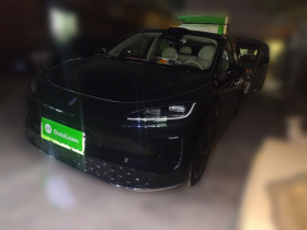 鸿蒙智行 尚界H5 2025款 增程 Max