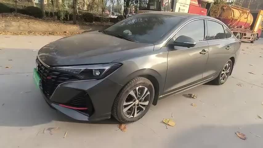 长安 逸动 2024款 PLUS 蓝鲸NE 1.4T GDI DCT高能版实拍1