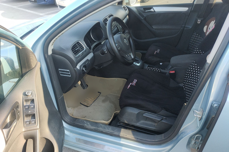 大众 高尔夫 2012款 1.4TSI 蓝驱版中控内饰20