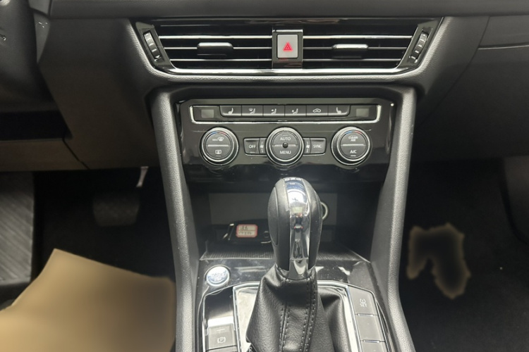 大众 途岳 2020款 改款 330TSI 四驱豪华版PLUS 国VI局部细节18