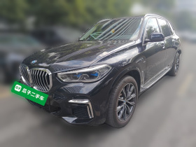 宝马X5 2022款 改款 xDrive 30Li 尊享型M运动套装