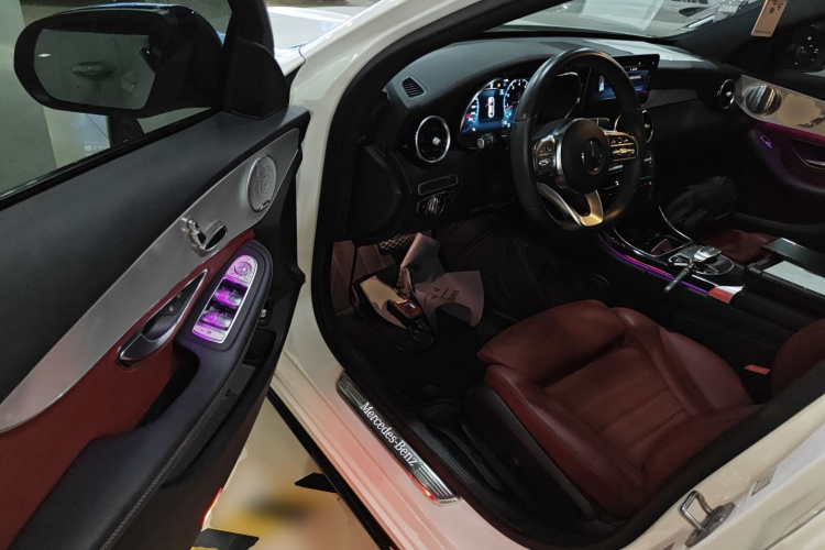 奔驰C级 2021款 C 260 星耀臻藏版中控内饰20