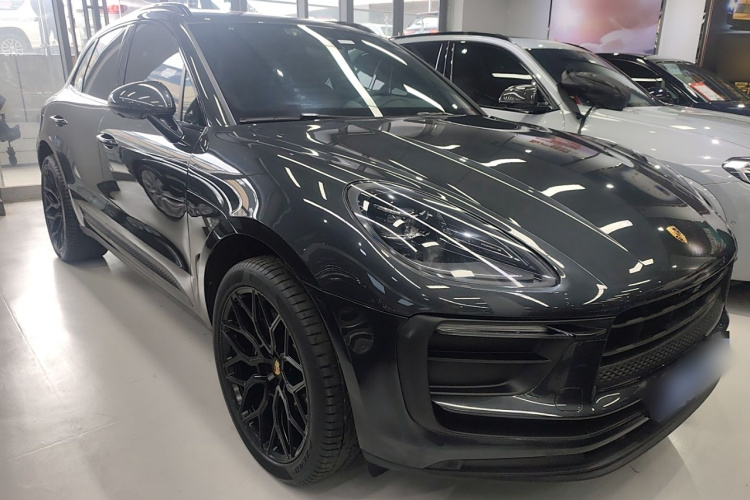 保时捷 2023款 Macan 2.0T车身外观3