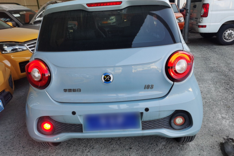 华晨新日i03 2021款 318km 31.45kWh车身外观6004