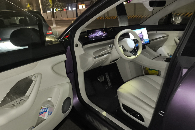 鸿蒙智行 智界R7 2024款 纯电 736km UItra中控内饰20