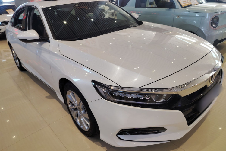 本田 雅阁 2018款 260TURBO 精英版 国VI车身外观6002