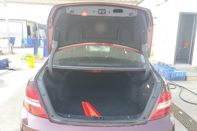 奔驰C级 2013款 C 180 经典型 Grand Edition局部细节23