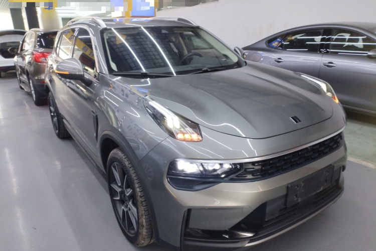 领克01 2021款 2.0TD 两驱型Pro车身外观3