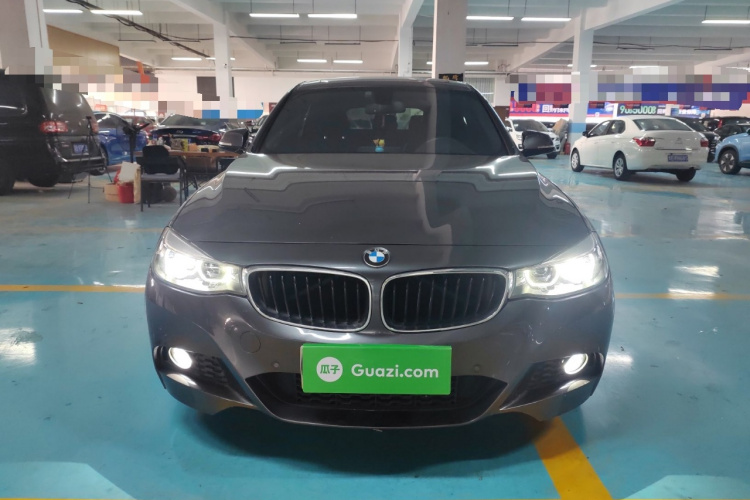 宝马3系GT 2020款 320i M运动套装车身外观6001