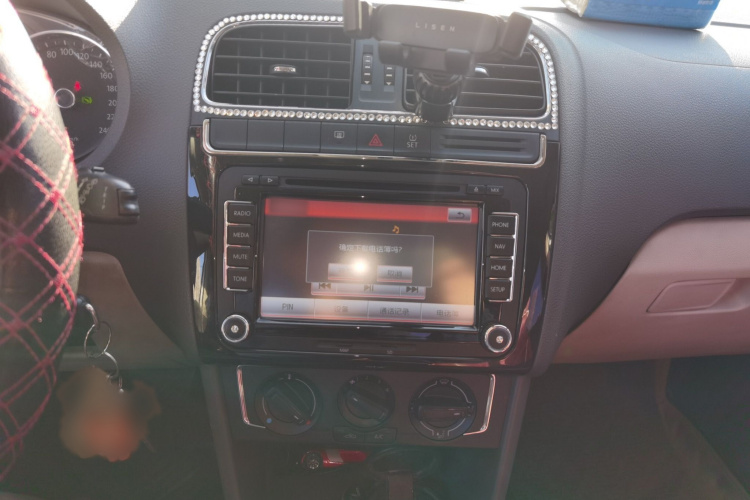 大众 Polo 2014款 1.6L 自动舒适版局部细节16