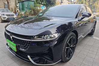 岚图汽车 岚图追光 2024款 PHEV 四驱超长续航旗舰版