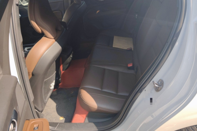 沃尔沃S60 2025款 B4 智远豪华版中控内饰7004