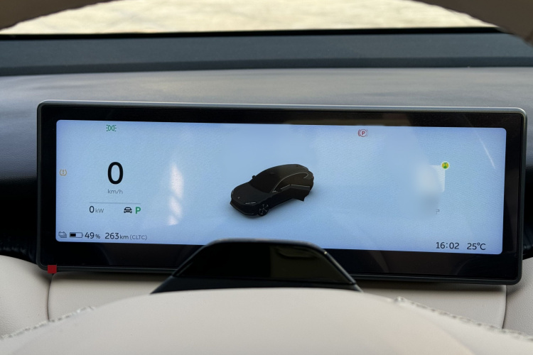 蔚来ET5 2022款 75kWh中控内饰7002