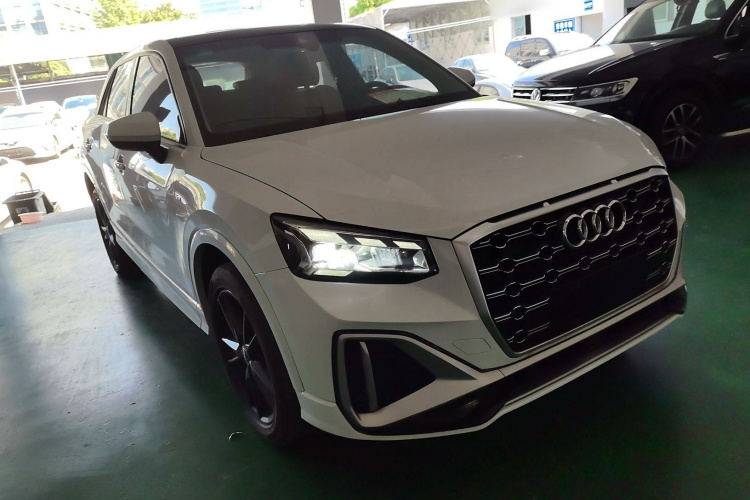奥迪Q2L 2022款 35 TFSI 进取动感型车身外观3