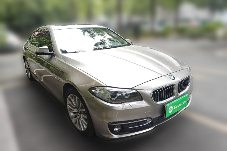宝马5系 2014款 525Li 豪华设计套装车身外观6002
